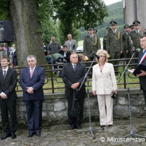 Spomienka na M. R. Štefánika v jeho rodných Košariskách