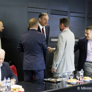 Rezort obrany otvoril verejnú diskusiu k návrhu aktualizovanej Bielej knihy o obrane SR