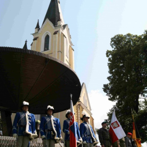 Vojaci štyroch armád na oslavách v Nitre a na Mariánskej hore v Levoči