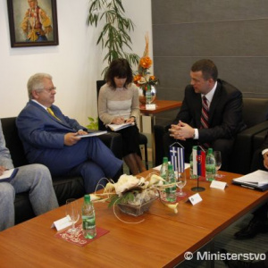 Minister Baška prijal gréckeho veľvyslanca
