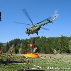 Prešovské vrtuľníky opäť bojovali s ohňom