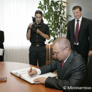 Minister sa stretol s novovymenovaným ministrom obrany ČR