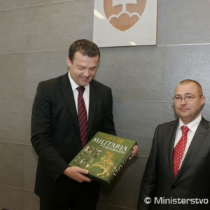 Minister sa stretol s novovymenovaným ministrom obrany ČR