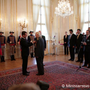 Prezidenti Slovenskej republiky a Ruskej federácie Ivan Gašparovič a Alexander Medvedev vyznamenali slovenských a ruských účastníkov boja proti fašizmu v 2. svetovej vojne