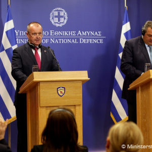 Minister Gajdoš rokoval s gréckym ministrom Kammenosom, otvoril aj Priemyselný deň za účasti výrobcov slovenského obranného priemyslu