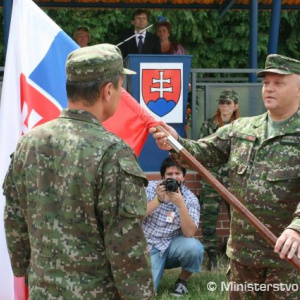 Odovzdanie velenia Síl výcviku a podpory v Trenčíne