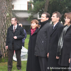 Ministri Galko a Lipšic odhalili v Slovinsku pamätník na pamiatku našich vojakov