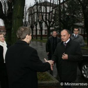 Minister obrany SR Ľubomír Galko víta na pôde MO SR ministra obrany Arménskej republiky Seyrana Ohanyana