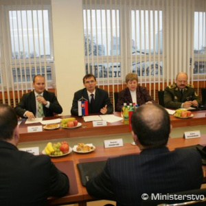 Rokovanie ministra obrany SR Ľubomíra Galka a ministra obrany Arménskej republiky Seyrana Ohanyana