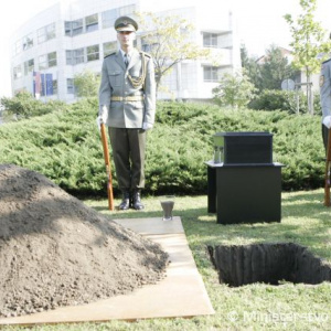 Hrob neznámeho vojaka Červenej armády v Pezinku