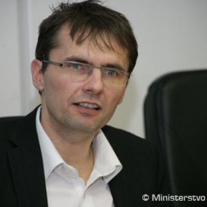 ...zaujímal sa o bezpečnostnú situáciu v miestach pôsobenia vojakov...