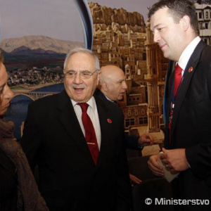 Minister obrany SR Jaroslav Baška,  minister obrany Turecka Mahmet Vecdi Gönül, ministerka obrany Španielska Carme Chacón