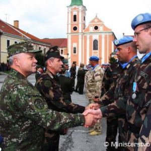 Príslušníci ozbrojených síl SR zo štyroch misií si prevzali medaily