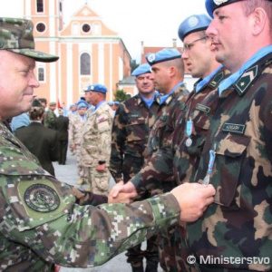 Príslušníci ozbrojených síl SR zo štyroch misií si prevzali medaily