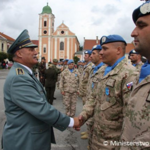 Príslušníci ozbrojených síl SR zo štyroch misií si prevzali medaily