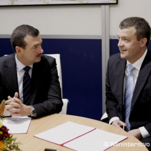 Podpis Dohody o spolupráci medzi MO SR a Združením obranného priemyslu SR