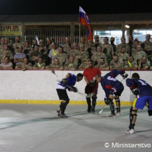 Afganský zápisník - časť 5. - Vojaci v Kandaháre zachránili česť slovenského hokeja