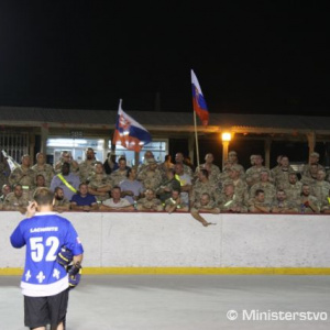 Afganský zápisník - časť 5. - Vojaci v Kandaháre zachránili česť slovenského hokeja