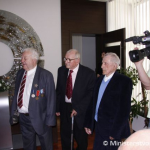 Minister obrany SR ocenil odbojárov z Považskobystrického regiónu